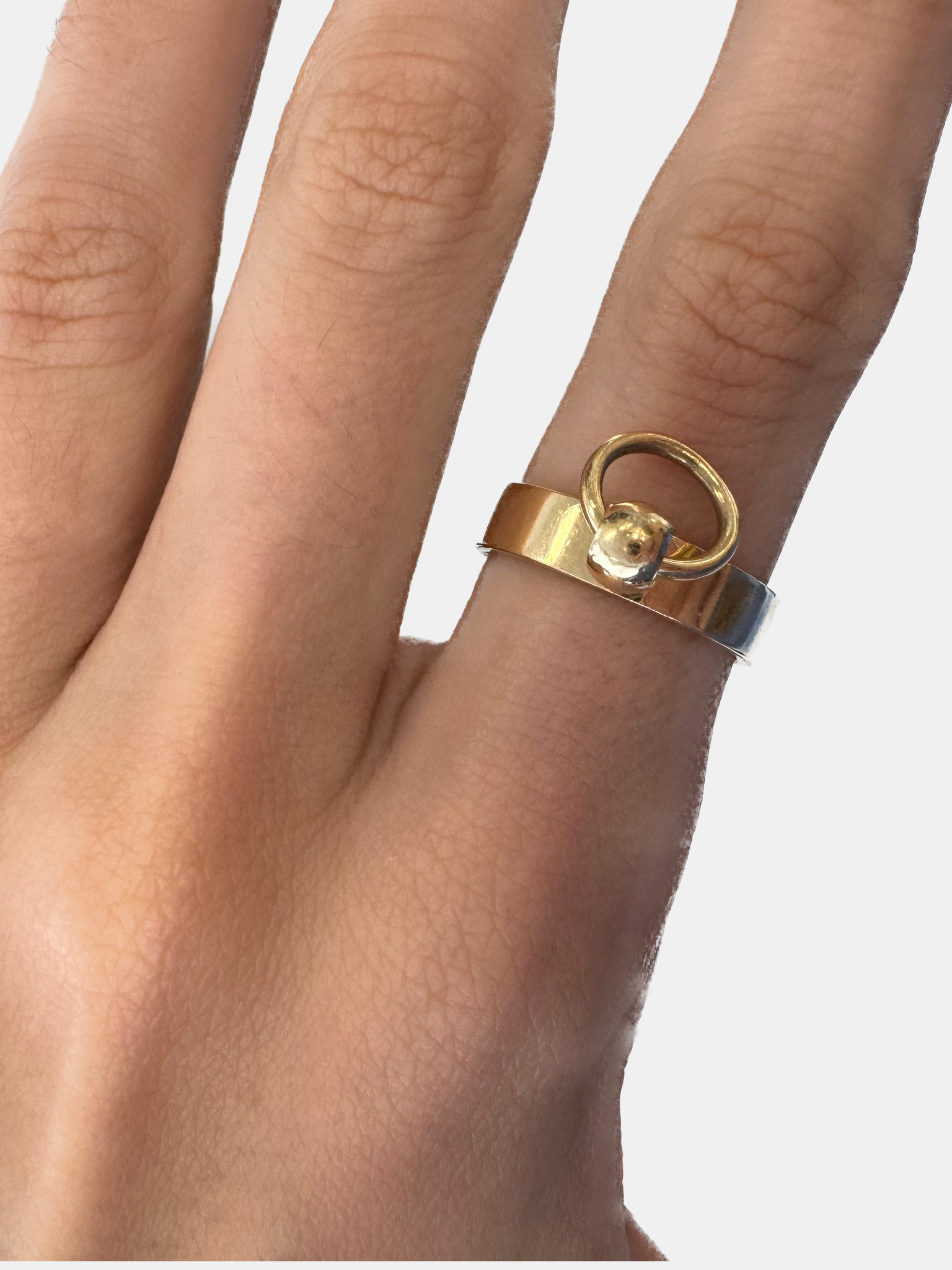 Fine Bucket Ring