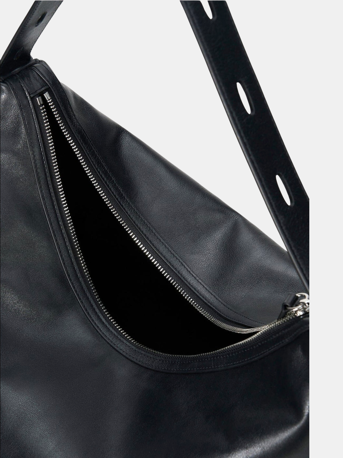 Levi Hobo Bag